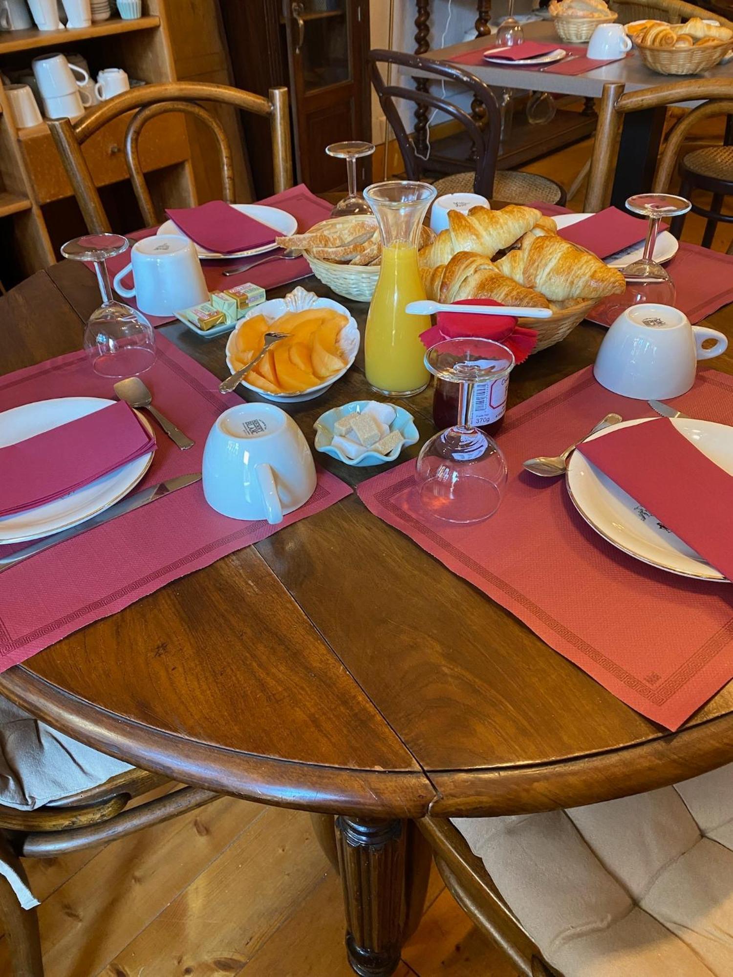 Ermitage Saint Vincent B&B Vieille-Brioude エクステリア 写真